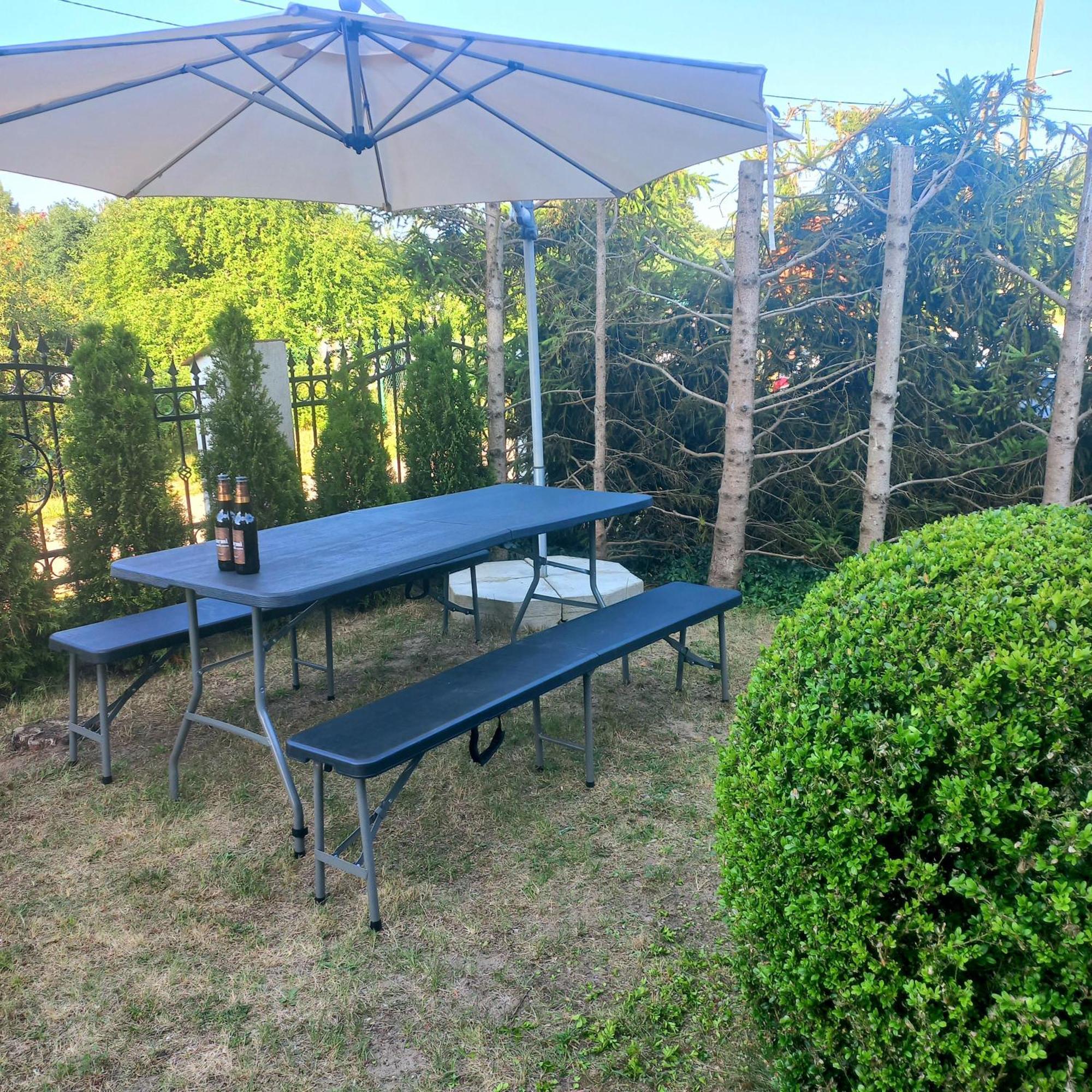 Apartamenty Junona Nad Morzem, W Domu Z Ogrodem, Obok Stegna I Jantar Junoszyno Kültér fotó